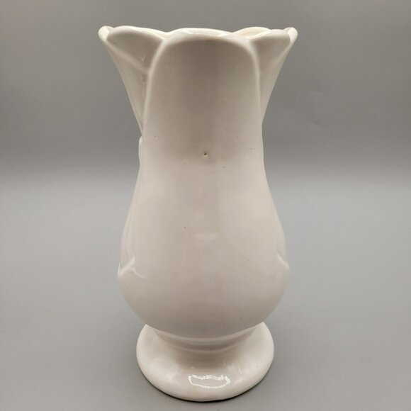 Old Brush Vase USA Pottery White Ceramic Flower Vase Tulip Edge 1940's 8" Tall - Picture 4 of 10